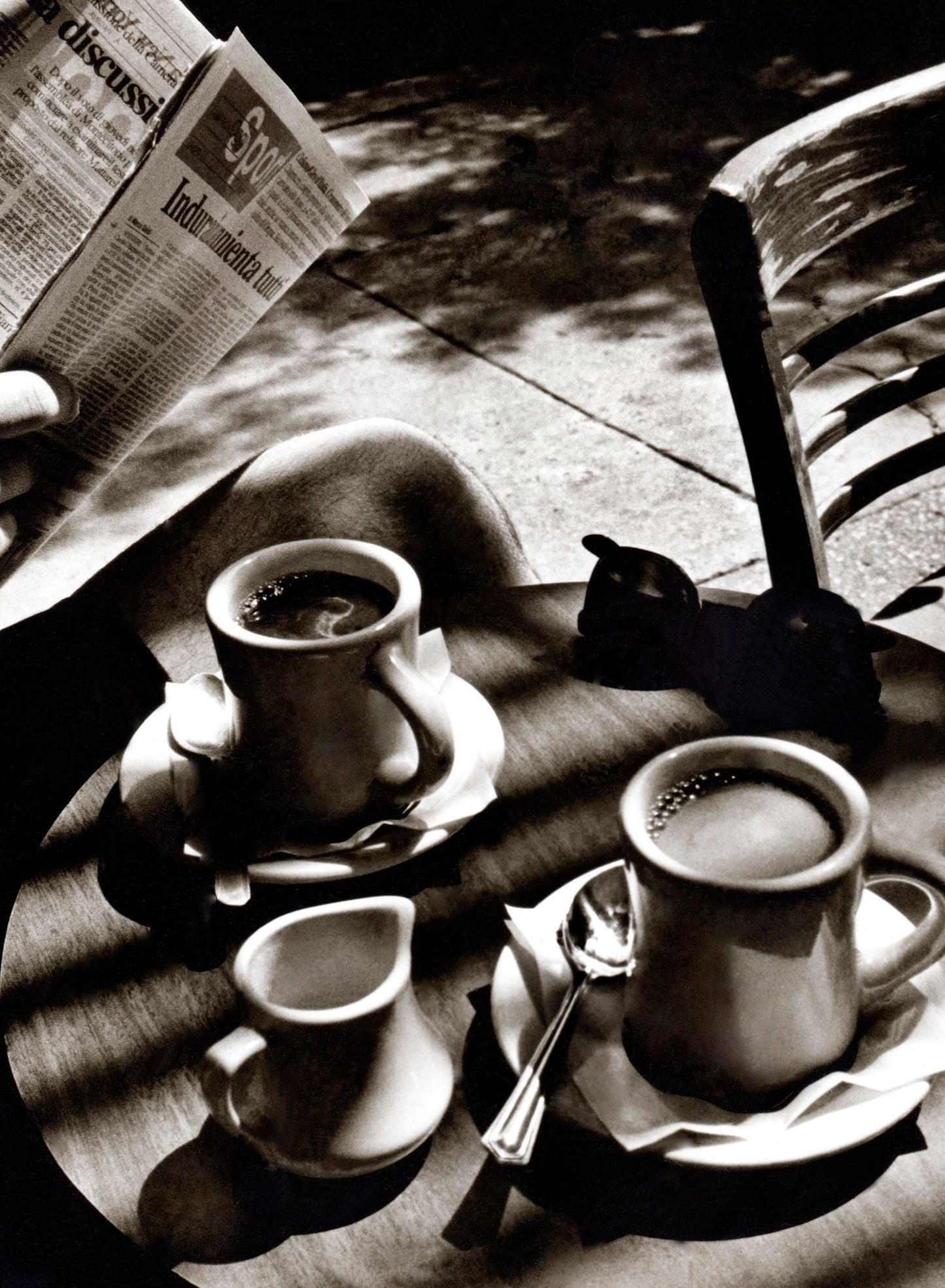 Sunday Morning Coffee, New York, 1996 image 0